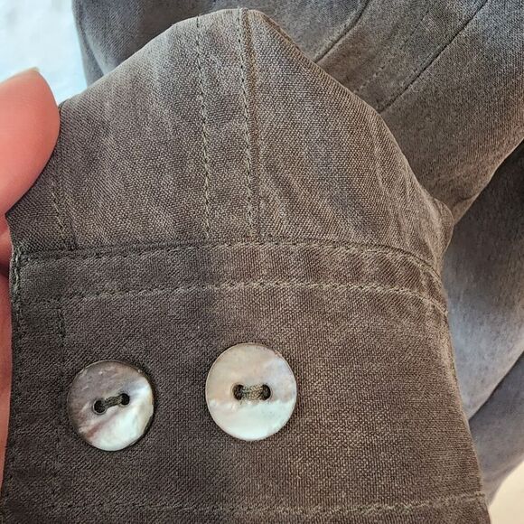 Silhouettes 100% Silk Button Down Tunic Top Sz 1X Minimalist Collar Long Sleeve - Picture 7 of 7